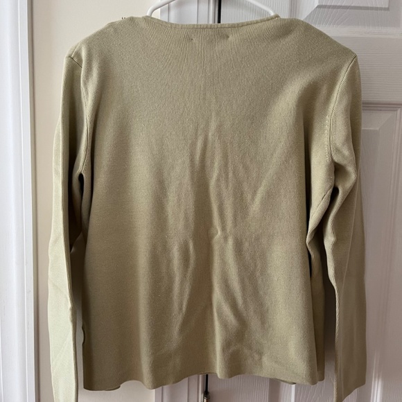 Garfield & Marks Flower Silk Cardigan Sweater, Size Medium - Picture 5 of 6